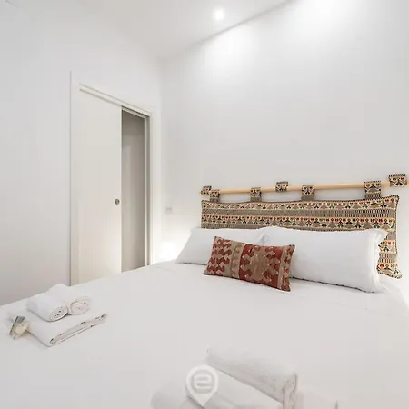 Estay - Trieste Avenue Apartman